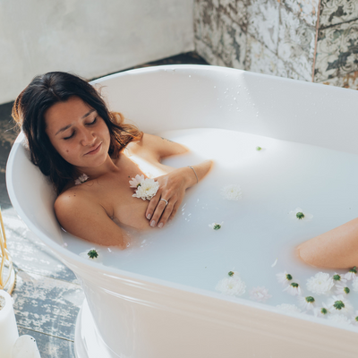 Moon Baths: A Soothing Ritual For Every Moon Phase